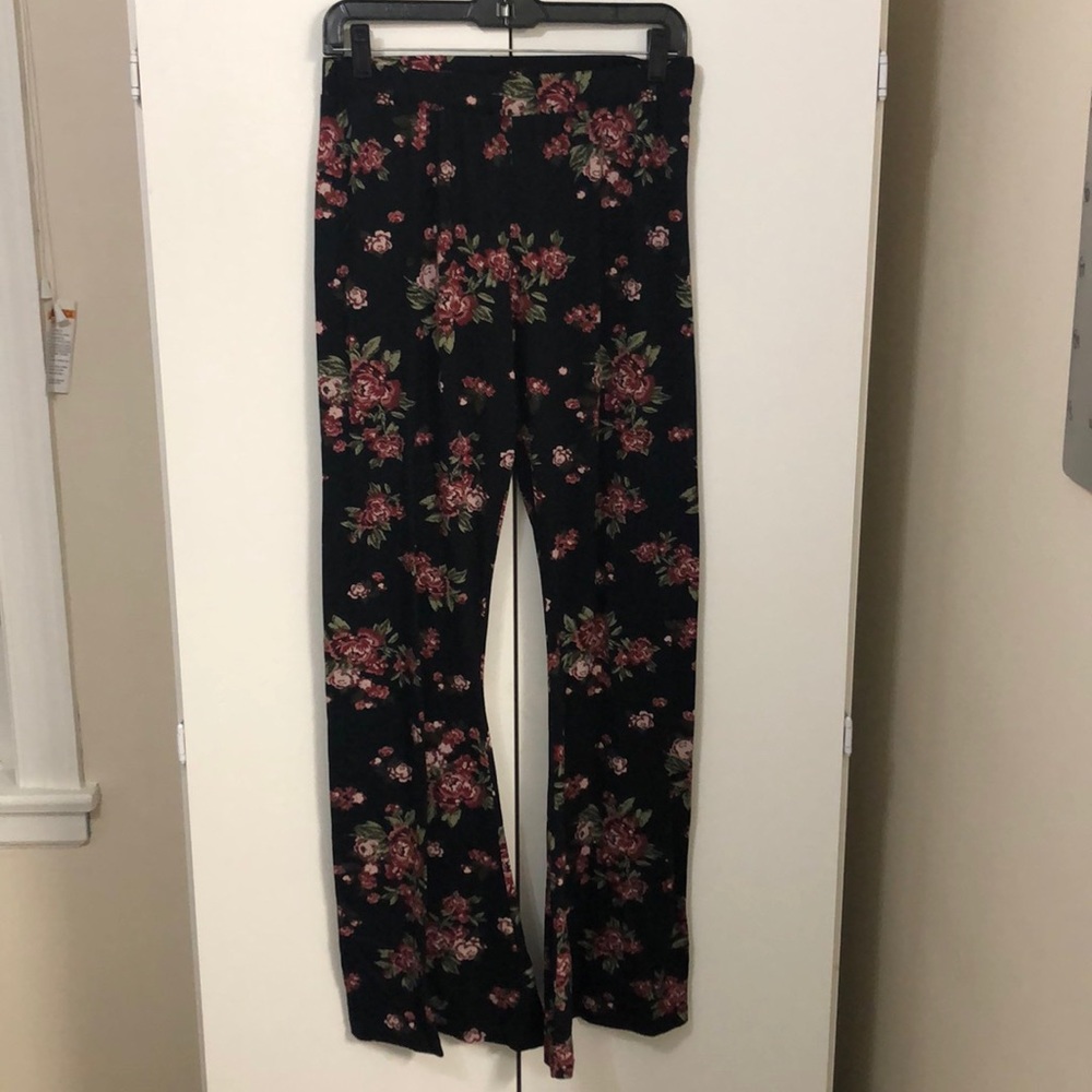 Black floral yoga pants with elastic waist